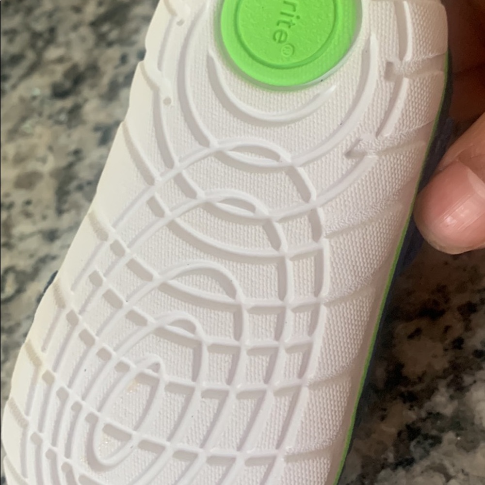 Two stride rite gym shoes willing to separate $20 each